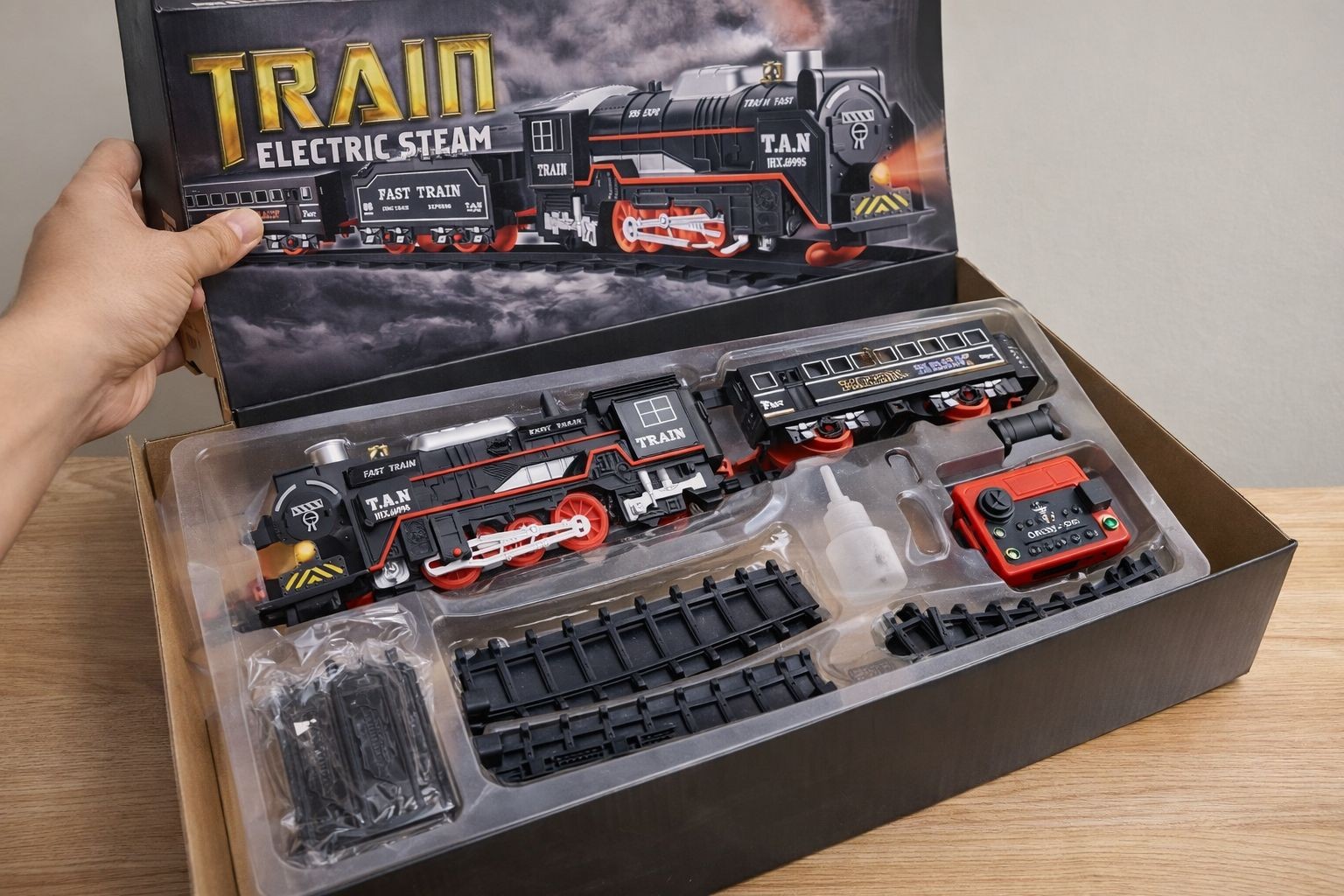 Electric Steam Train Set – Classic Styling (15-Piece Set) - Image 3
